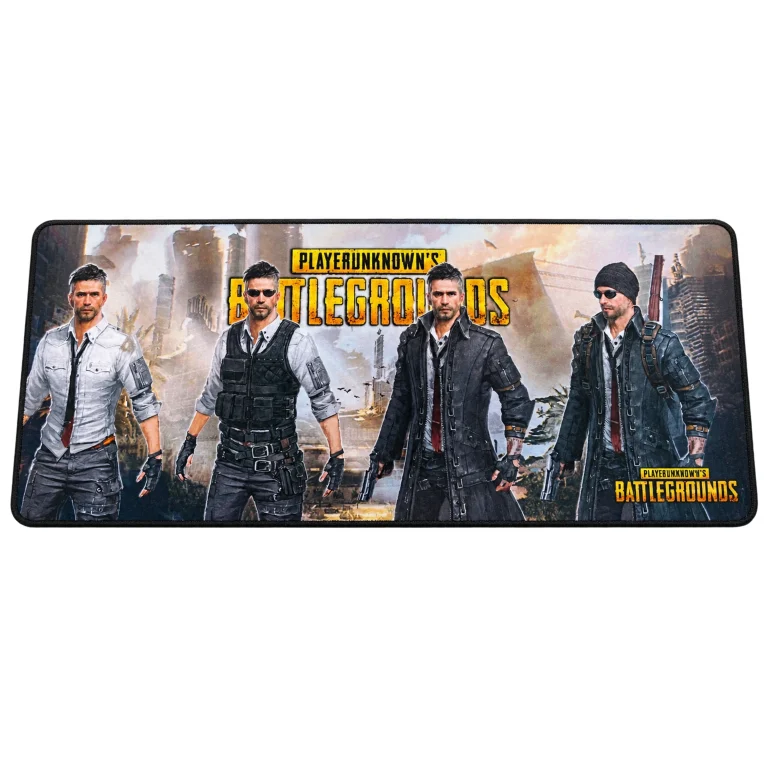 تصویر پد موس گیمینگ بزرگ مستطیلی با طرح گرافیکی بازی پابجی (PUBG) و کاراکترهای آن در ابعاد ۷۰ در ۳۰ سانتی‌متر با لبه‌های دوزی‌شده مشکی (PUBG Royal Gaming Mouse Pad 70x30cm)